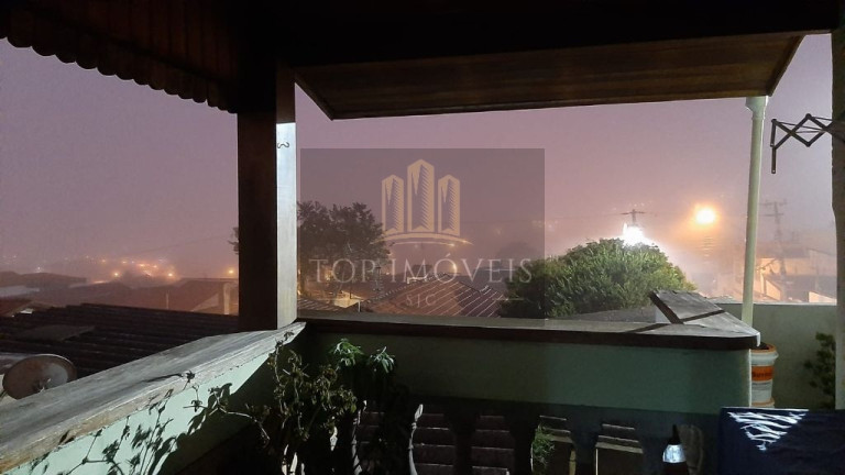 Imagem Casa com 3 Quartos à Venda, 120 m² em Centro - Jacareí Imagem Casa com 3 Quartos à Venda, 120 m² em Centro - Jacareí