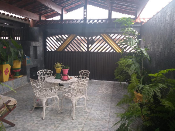 Imagem Casa com 3 Quartos à Venda, 210 m² em Maracanã - Praia Grande Imagem Casa com 3 Quartos à Venda, 210 m² em Maracanã - Praia Grande