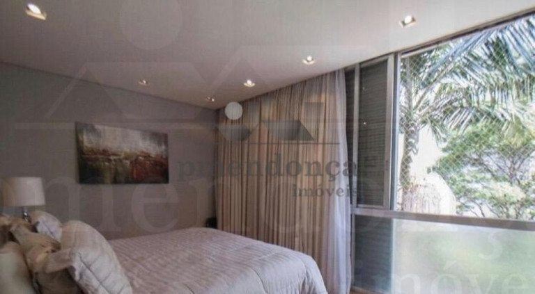 Imagem Apartamento com 3 Quartos à Venda, 240 m² em Santa Cecília - São Paulo