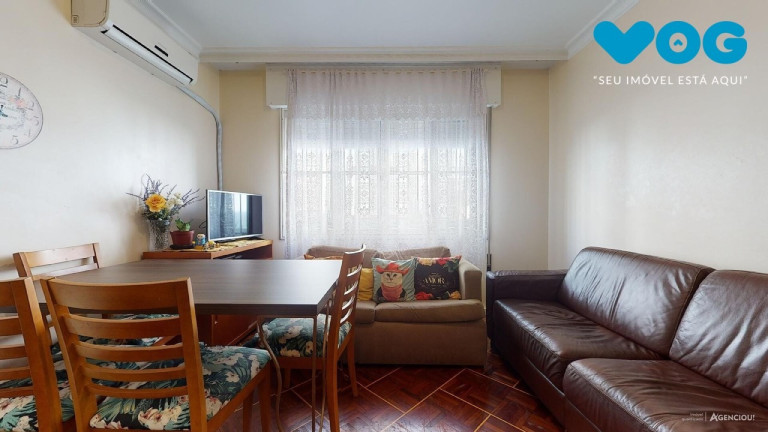 Imagem Imóvel com 2 Quartos à Venda, 62 m² em Menino Deus - Porto Alegre Imagem Imóvel com 2 Quartos à Venda, 62 m² em Menino Deus - Porto Alegre