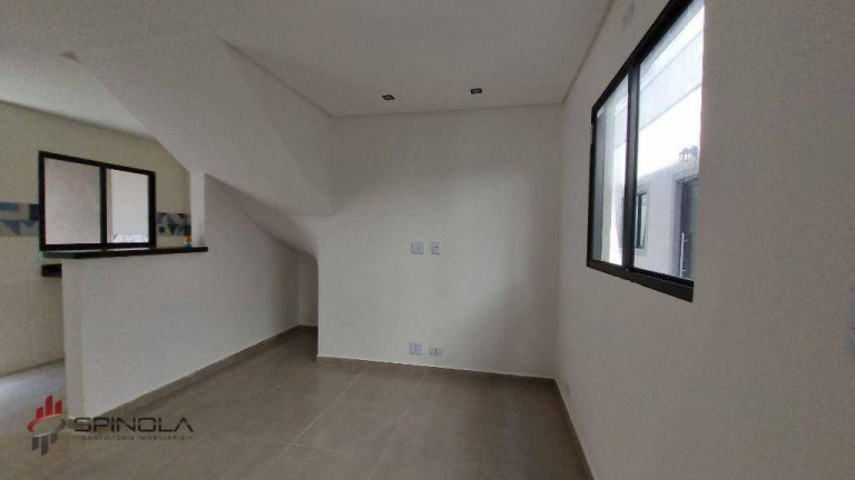 Imagem Casa com 2 Quartos à Venda, 55 m² em Maracanã - Praia Grande Imagem Casa com 2 Quartos à Venda, 55 m² em Maracanã - Praia Grande