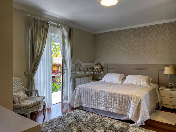 Imagem Apartamento com 3 Quartos à Venda, 176 m² em Capivari - Campos Do Jordão Imagem Apartamento com 3 Quartos à Venda, 176 m² em Capivari - Campos Do Jordão