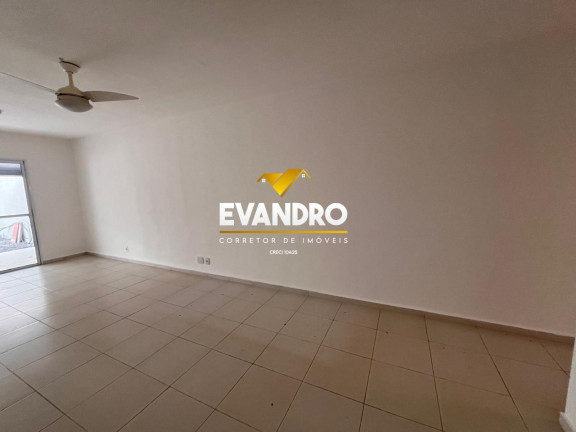 Imagem Casa com 3 Quartos à Venda, 198 m² em Jardim Imperial - Cuiabá