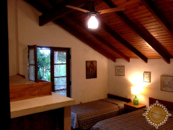 Imagem Casa à Venda, em Centro - Ubatuba Imagem Casa à Venda, em Centro - Ubatuba