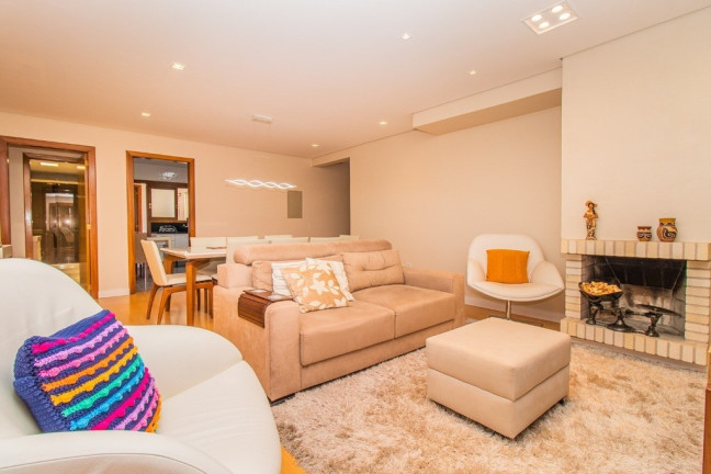 Imagem Apartamento com 3 Quartos à Venda, 146 m² em Centro - Canoas