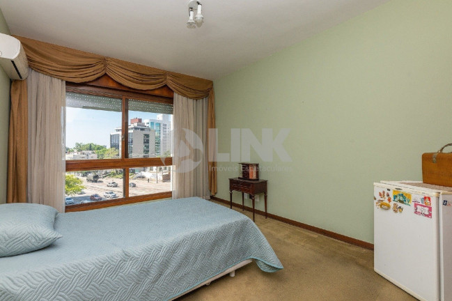 Imagem Apartamento com 3 Quartos à Venda, 247 m² em Petrópolis - Porto Alegre Imagem Apartamento com 3 Quartos à Venda, 247 m² em Petrópolis - Porto Alegre