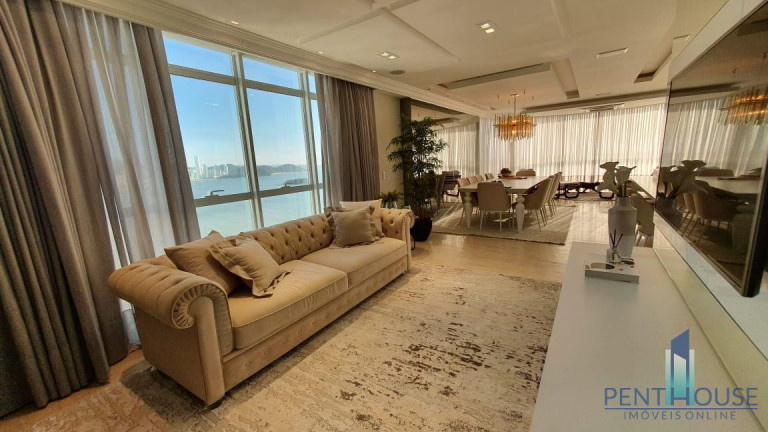 Imagem Apartamento com 3 Quartos à Venda, 273 m² em Centro - Balneário Camboriú Imagem Apartamento com 3 Quartos à Venda, 273 m² em Centro - Balneário Camboriú