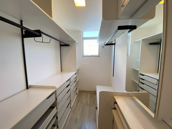 Imagem Imóvel com 3 Quartos à Venda, 187 m² em Centro - Guarapari