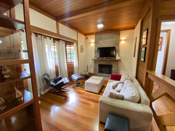 Casa com 3 Quartos à Venda, 200 m² em Vargem Grande - Teresópolis
