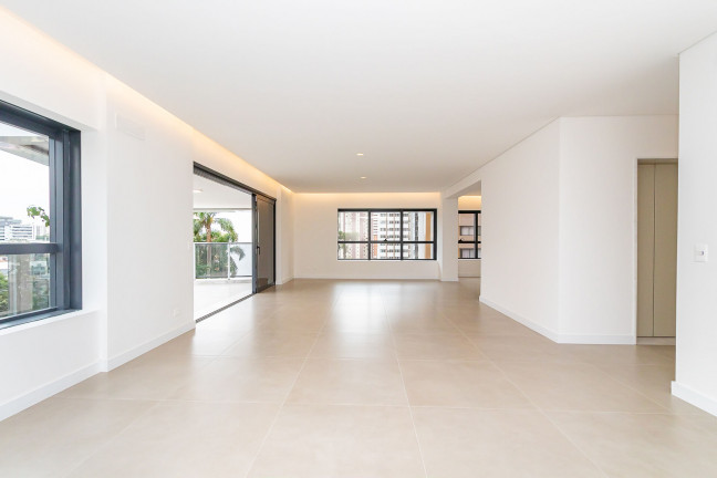 Imagem Apartamento com 3 Quartos à Venda, 241 m² em Cabral - Curitiba Imagem Apartamento com 3 Quartos à Venda, 241 m² em Cabral - Curitiba