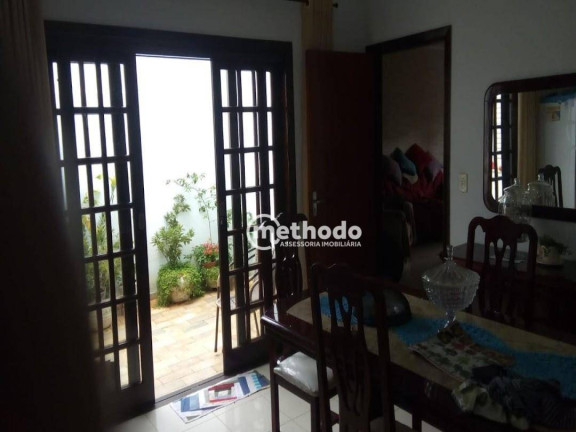 Imagem Casa com 4 Quartos à Venda, 220 m² em Taquaral - Campinas Imagem Casa com 4 Quartos à Venda, 220 m² em Taquaral - Campinas