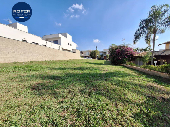 Imagem Terreno à Venda, 600 m² em Valinhos Imagem Terreno à Venda, 600 m² em Valinhos
