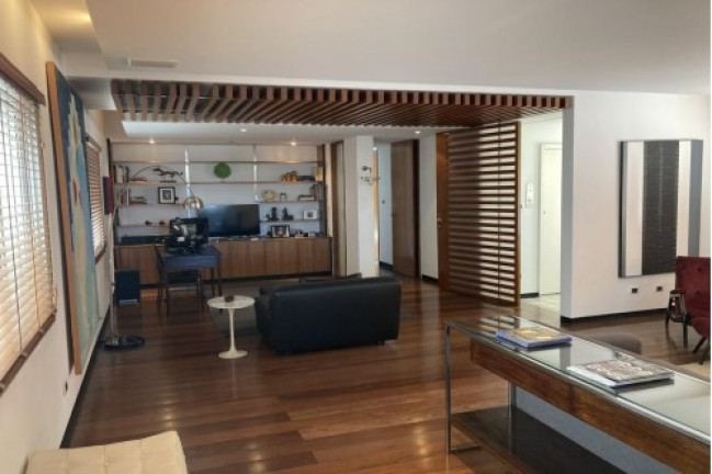 Imagem Imóvel com 2 Quartos à Venda, 220 m² em Higienópolis - São Paulo Imagem Imóvel com 2 Quartos à Venda, 220 m² em Higienópolis - São Paulo