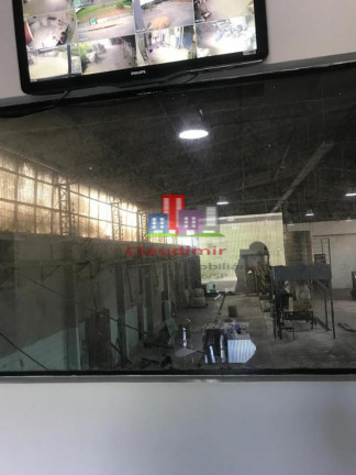 Imagem Terreno à Venda, 23.050 m² em Chácara Tropical (caucaia Do Alto) - Cotia Imagem Terreno à Venda, 23.050 m² em Chácara Tropical (caucaia Do Alto) - Cotia