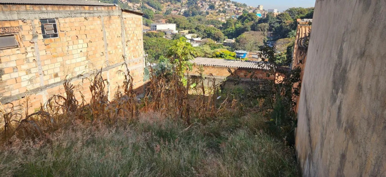 Imagem Terreno à Venda, 200 m² em R$260.000,00 // Cruzeiro - Ibirité Imagem Terreno à Venda, 200 m² em R$260.000,00 // Cruzeiro - Ibirité