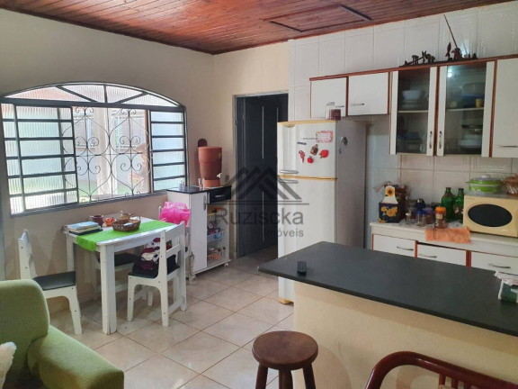 Imagem Casa com 3 Quartos à Venda, 300 m² em Jardim Santa Terezinha - Itanhaém Imagem Casa com 3 Quartos à Venda, 300 m² em Jardim Santa Terezinha - Itanhaém