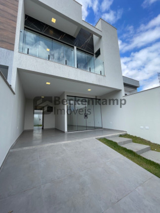 Imagem Casa com 3 Quartos à Venda, em Jardim Belvedere - Volta Redonda Imagem Casa com 3 Quartos à Venda, em Jardim Belvedere - Volta Redonda