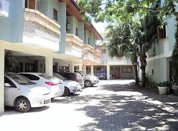 Imagem Casa com 3 Quartos à Venda, 220 m² em Ipanema - Porto Alegre