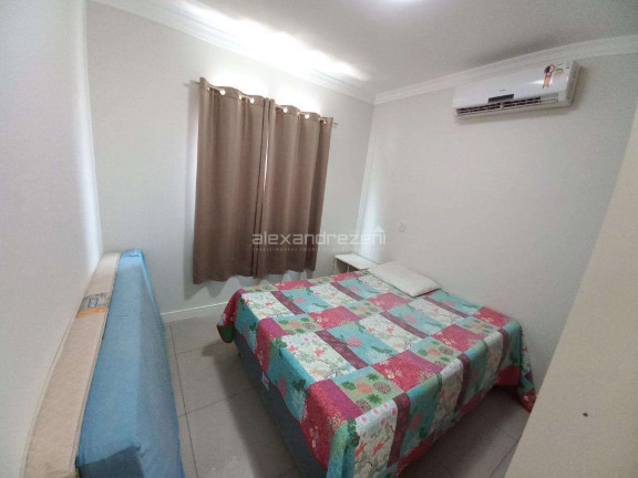 Imagem Apartamento com 2 Quartos para Temporada, 74 m² em Bombas - Bombinhas Imagem Apartamento com 2 Quartos para Temporada, 74 m² em Bombas - Bombinhas