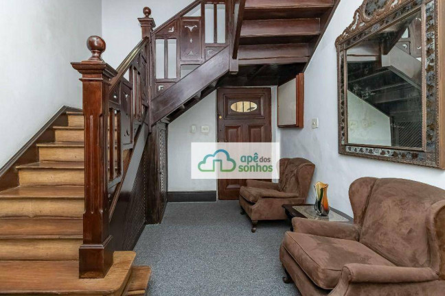 Imagem Casa com 12 Quartos à Venda, 520 m² em Pacaembu - São Paulo Imagem Casa com 12 Quartos à Venda, 520 m² em Pacaembu - São Paulo