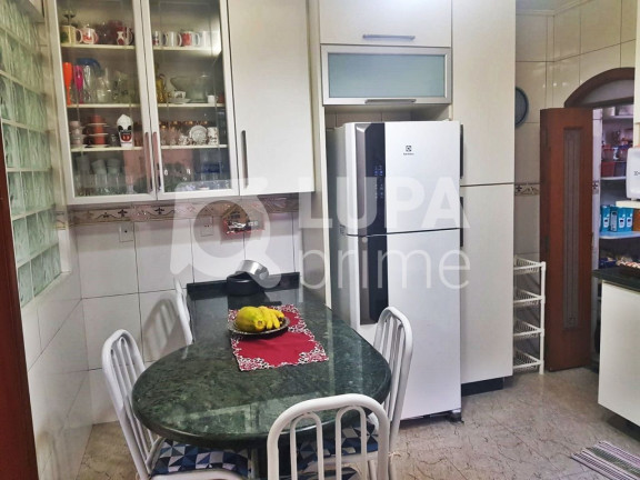 Imagem Casa com 3 Quartos à Venda, 320 m² em Vila Galvão - Guarulhos Imagem Casa com 3 Quartos à Venda, 320 m² em Vila Galvão - Guarulhos