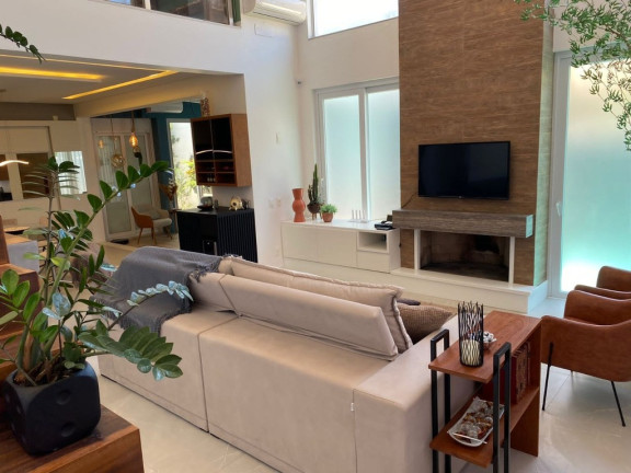 Imagem Casa com 3 Quartos à Venda, 267 m² em Campeche - Florianópolis