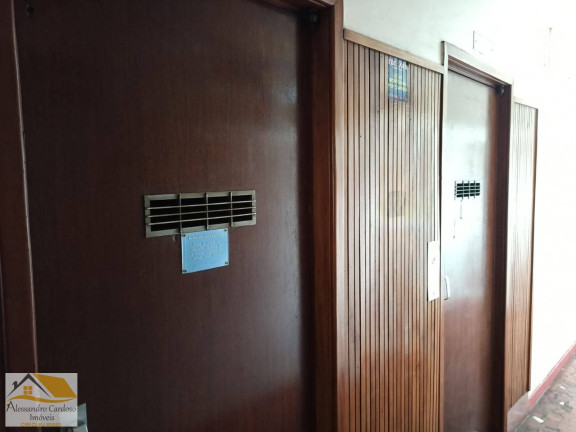 Imagem Apartamento com 3 Quartos à Venda, 128 m²