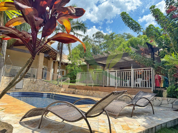 Chácara com 6 Quartos à Venda, 1.500 m² em Portão - Atibaia