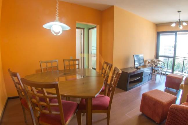 Apartamento com 2 Quartos à Venda,  em Centro - Florianópolis