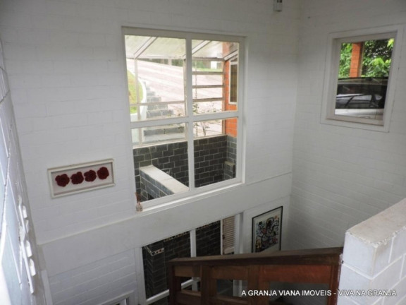 Imagem Casa com 4 Quartos à Venda, 205 m² em Granja Viana - Embu Das Artes