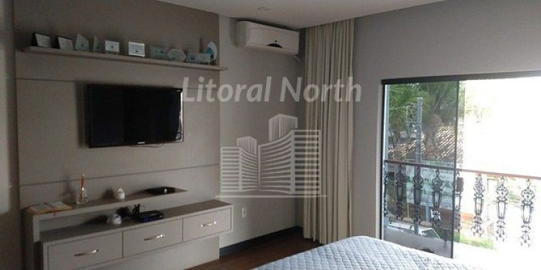 Imagem Sobrado com 4 Quartos à Venda, 350 m² em Fazenda - Itajaí Imagem Sobrado com 4 Quartos à Venda, 350 m² em Fazenda - Itajaí