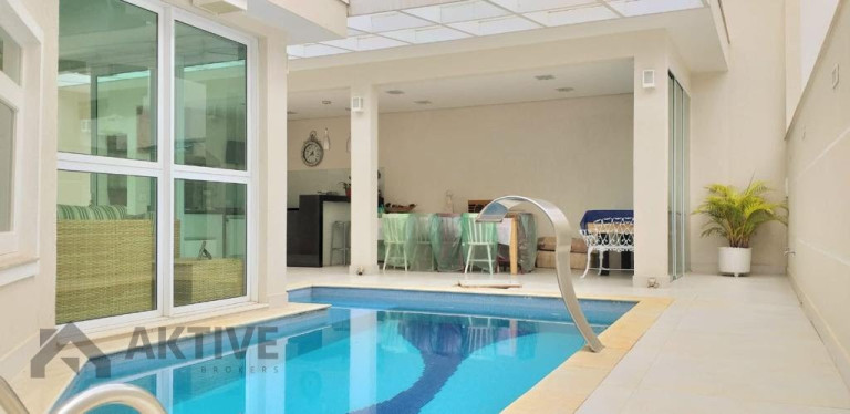 Imagem Casa de Condomínio com 4 Quartos à Venda, 308 m² em Alphaville - Santana De Parnaíba Imagem Casa de Condomínio com 4 Quartos à Venda, 308 m² em Alphaville - Santana De Parnaíba
