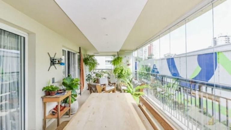 Imagem Apartamento com 4 Quartos para Alugar, 317 m² em Santo Amaro - São Paulo