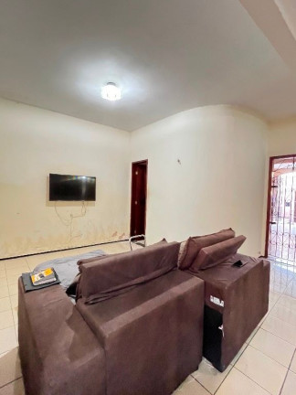 Imagem Casa com 3 Quartos à Venda, 162 m² em Parangaba - Fortaleza Imagem Casa com 3 Quartos à Venda, 162 m² em Parangaba - Fortaleza