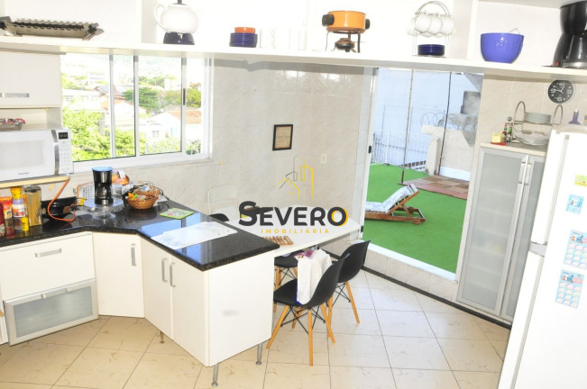 Imagem Casa de Condomínio com 4 Quartos à Venda, 150 m² em São Francisco - Niterói Imagem Casa de Condomínio com 4 Quartos à Venda, 150 m² em São Francisco - Niterói
