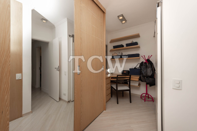 Imagem Apartamento com 2 Quartos à Venda, 68 m² em Vila Nova Conceição - São Paulo Imagem Apartamento com 2 Quartos à Venda, 68 m² em Vila Nova Conceição - São Paulo