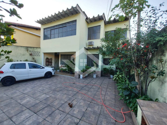 Casa com 5 Quartos à Venda, 250 m² em Campo Grande - Rio De Janeiro