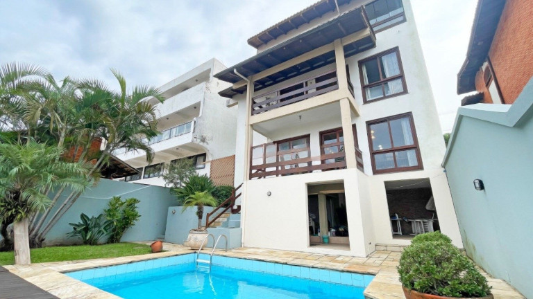 Imagem Casa com 3 Quartos à Venda, 389 m² em Boa Vista - Porto Alegre