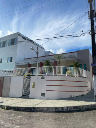 Casa com 3 Quartos à Venda, 300 m² em Jabotiana - Aracaju