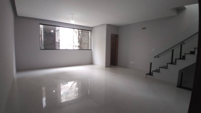 Imagem Casa com 3 Quartos para Alugar, 200 m² em Boqueirão - Santos Imagem Casa com 3 Quartos para Alugar, 200 m² em Boqueirão - Santos