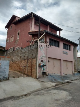 Sobrado com 5 Quartos à Venda,  em Recanto Quarto Centenário - Jundiaí