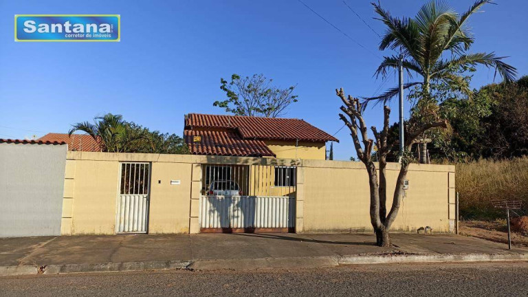 Imagem Casa com 3 Quartos à Venda, 80 m² em Itaguai - Caldas Novas Imagem Casa com 3 Quartos à Venda, 80 m² em Itaguai - Caldas Novas