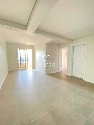 Imagem Apartamento com 2 Quartos à Venda,  em Centro - Santa Maria