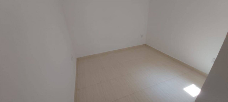 Imagem Casa com 2 Quartos à Venda, 50 m² em Jardim Santa Catarina - Sorocaba Imagem Casa com 2 Quartos à Venda, 50 m² em Jardim Santa Catarina - Sorocaba