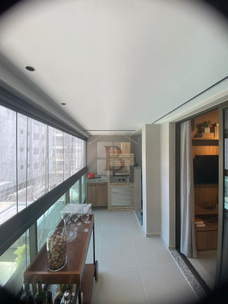 Imagem Imóvel com 2 Quartos à Venda, 72 m² em Icaraí - Niterói