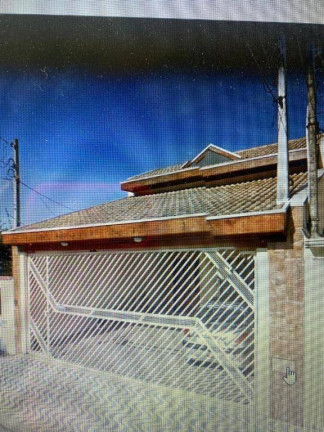 Casa com 3 Quartos à Venda, 140 m² em Vila Iapi - Taubaté