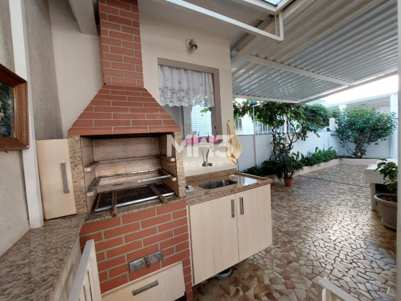 Imagem Casa com 3 Quartos à Venda, 207 m² em Parque Vivaldi Leite Ribeiro - Poços De Caldas