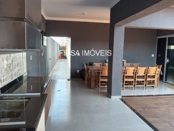 Imagem Casa com 3 Quartos à Venda, em Avenida Prefeito Newton Reis - Jardinópolis Imagem Casa com 3 Quartos à Venda, em Avenida Prefeito Newton Reis - Jardinópolis