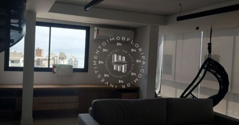 Imagem Cobertura com 2 Quartos à Venda, 238 m² em Centro - Florianópolis