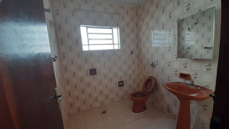 Imagem Sobrado com 3 Quartos à Venda, 250 m² em Umuarama - Osasco